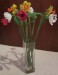 Korálková kytica:narcis, biely tulipán, červený tulipán